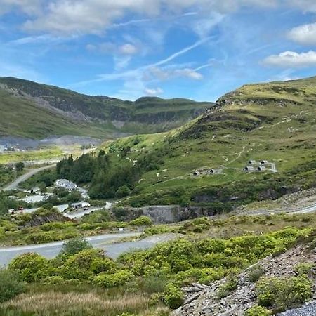 Llechwedd Glamping Hotel Blaenau Ffestiniog Kültér fotó