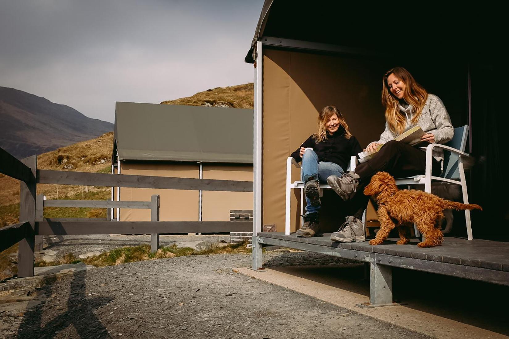 Llechwedd Glamping Hotel Blaenau Ffestiniog Kültér fotó