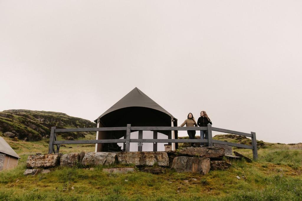 Llechwedd Glamping Hotel Blaenau Ffestiniog Kültér fotó